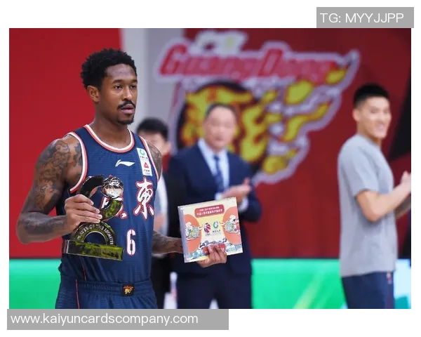 林葳遭批评引发热议大学教练在球员管理中更具话语权